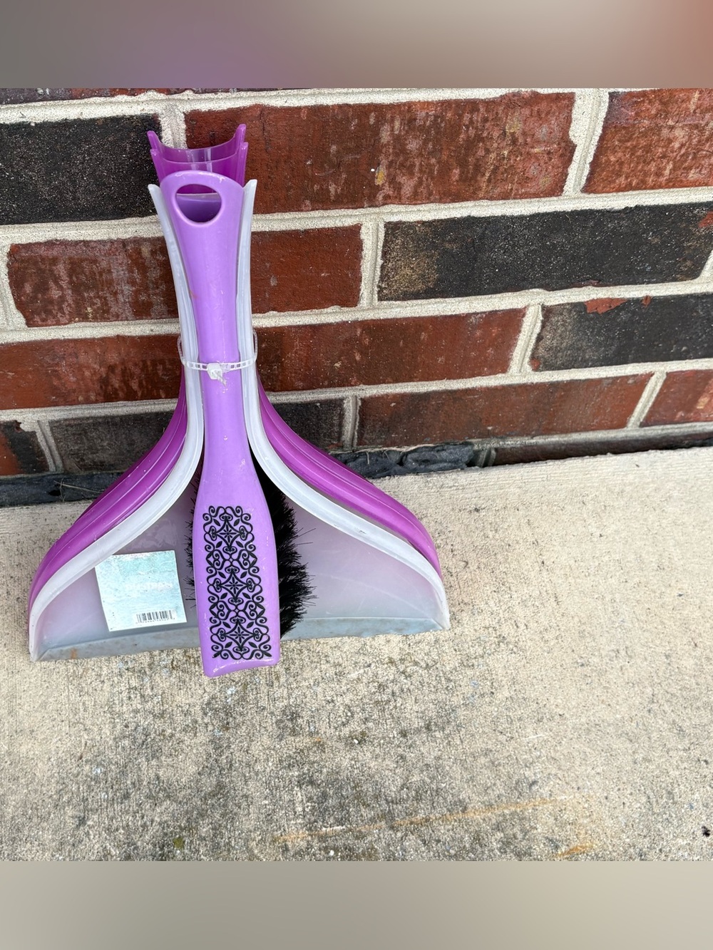 Purple Dustpan and Brush Set - Unbranded